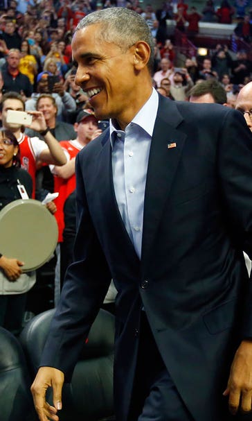 President Obama attends Bulls-Cavaliers season opener